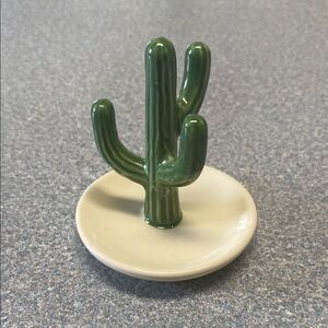 Green Cactus Jewelry Holder